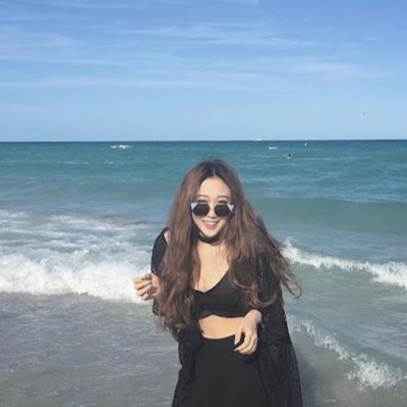 Meet your Posher, Winnie - Picture 1 of 1